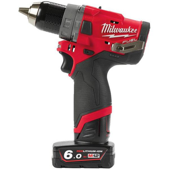 Milwaukee M12 FPD-602X Iskuporakone sis. akun ja laturin